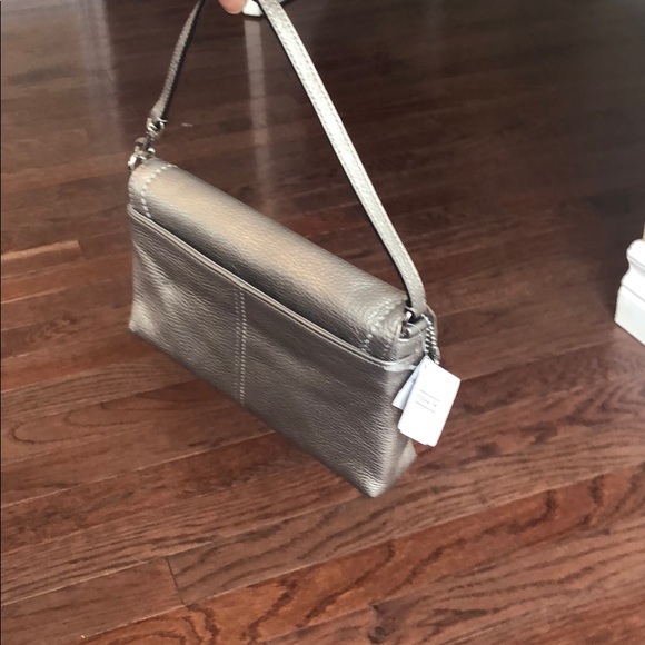 Silver/pewter coach clutch - Picture 4 of 4